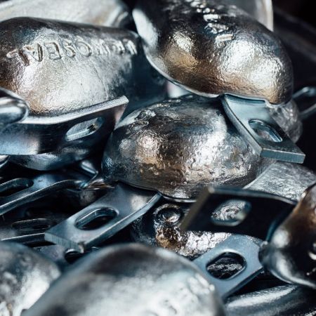 Picture for category Weld-on and bolt-on anodes with strap